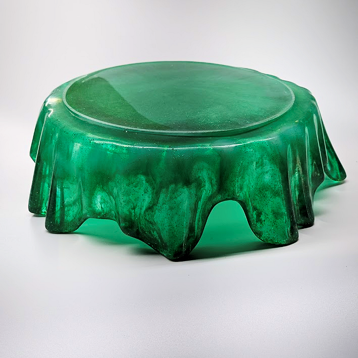 Decorative Resin Candy Bowl for Home Decor, Flower Vase, Waterfall Vase, Gift for Women  (Green)